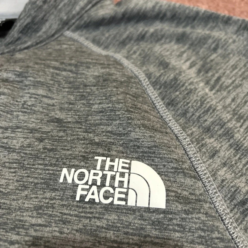 The North Face Men's Medium Canyonlands ¼-Zip Fleece Pullover Grey